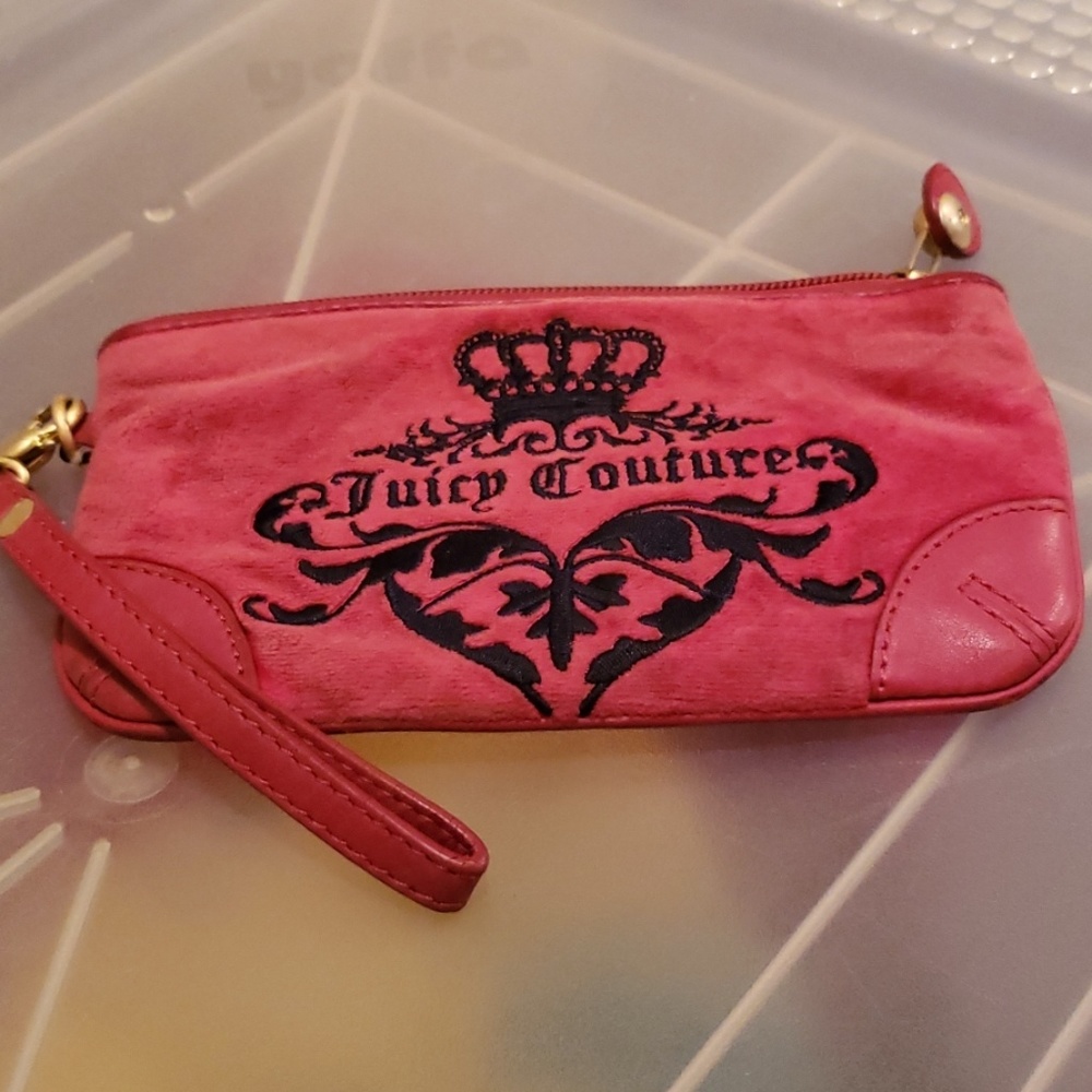Wristlet